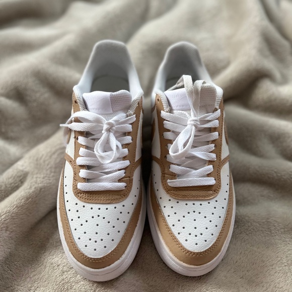 CUSTOM NIKE COURT VISION ALTA WHITE/ BEIGE 8.5 SIZE - Picture 1 of 3